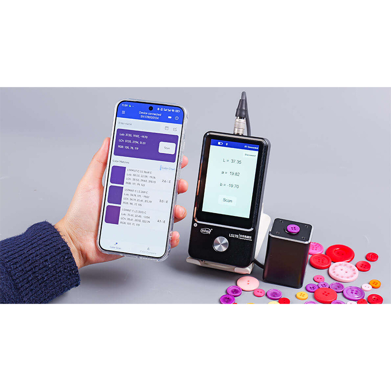 Small Aperture Spectrophotometer for Testing Instruments